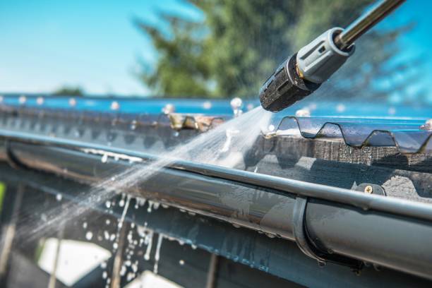 Best Roof Pressure Washing  in Brisbane, CA